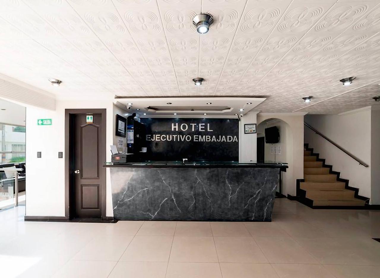 Ayenda 1049 Hotel Ejecutivo Embajada Bogota Bagian luar foto